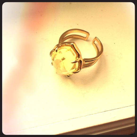 Stella and Dot adjustable ring