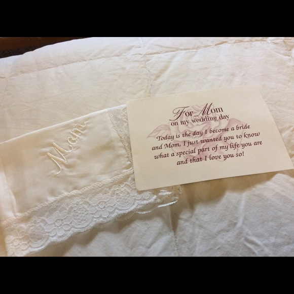 MOM'S WEDDING DAY HANKY