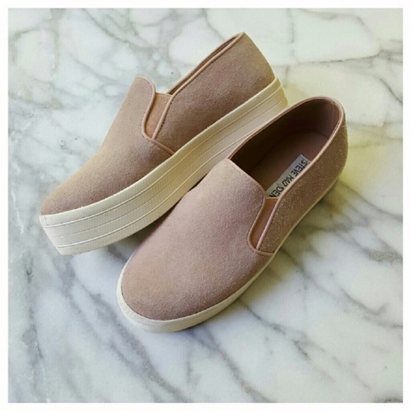 Steve Madden Shoes - Steve Madden buhba platforms