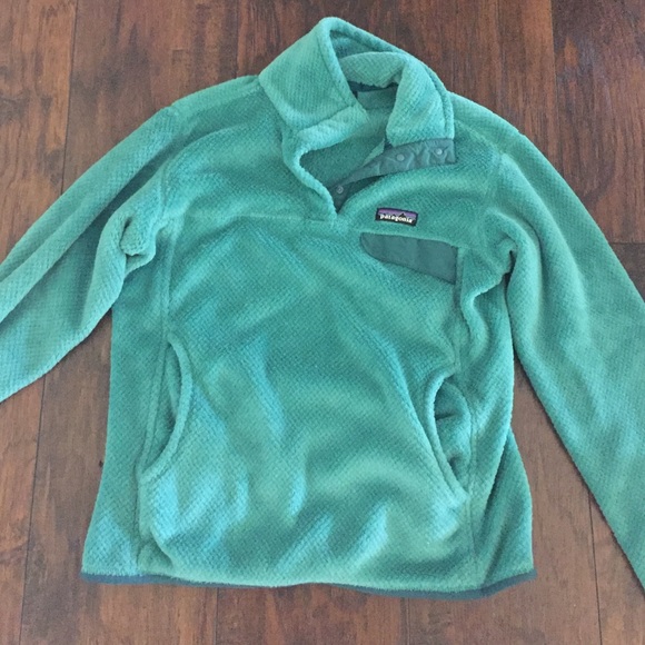 Patagonia fleece pullover