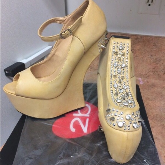 Bebe Heels