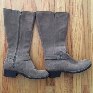 Taupe leather boots clarks