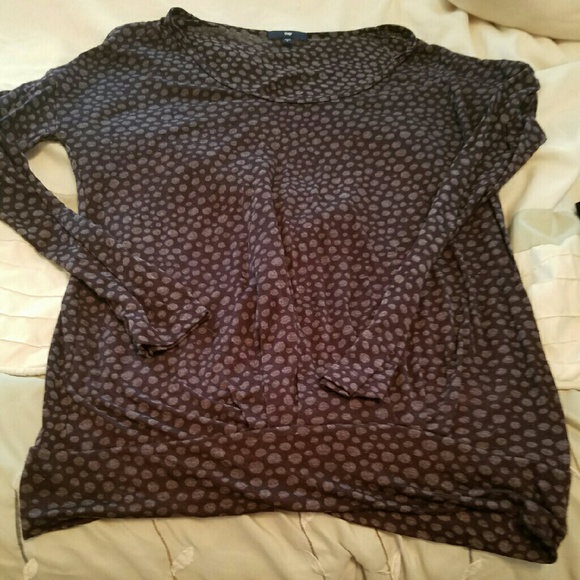 Long sleeved gap tee