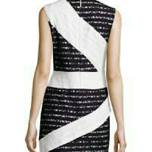 Hi Contrast in black & white - Picture 4 of 4