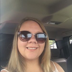 Meet your Posher, Ginger