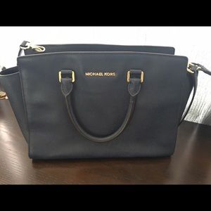 Micheal kors handbag