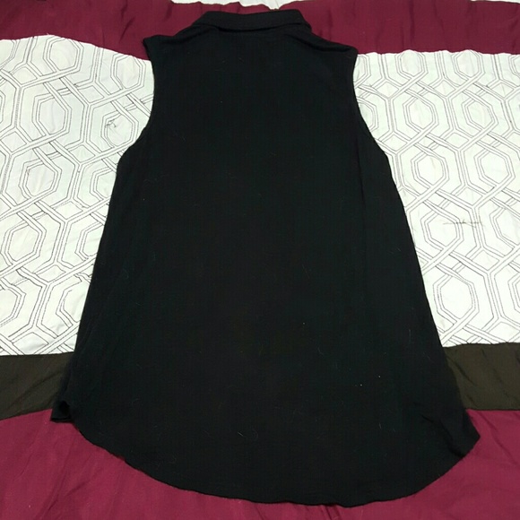 DONATED* Clearout🌞 Button-Down High-Low Edgy Tank - Picture 3 of 4