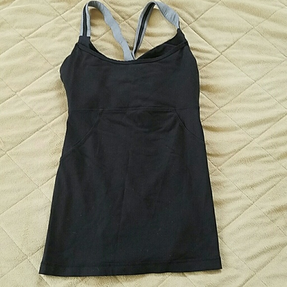 Lululemon tank