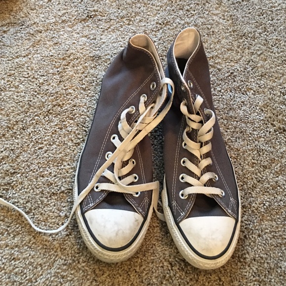 Grey converse sneakers