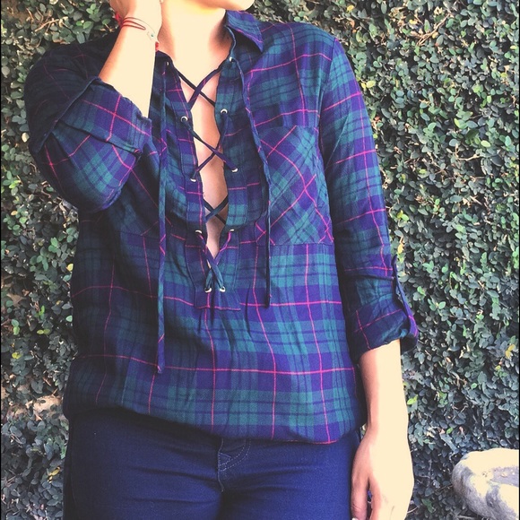 Lace up plaid - Picture 2 of 6