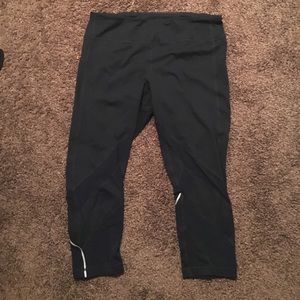 Zella 'Bee's Knees' Cropped Leggings