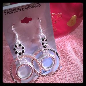 Silver/Black Fashion Earrings