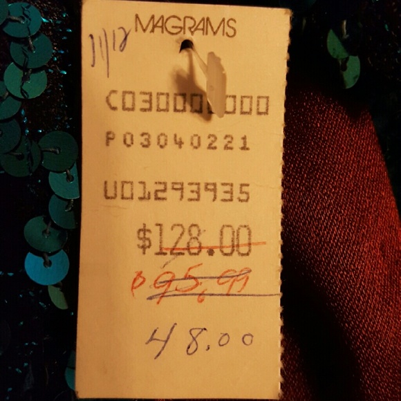 Dark mauve and green sequin top evening gown - Picture 4 of 4