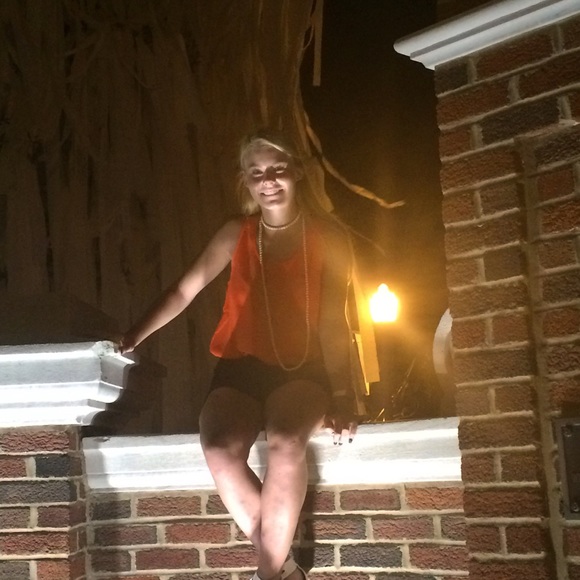 Meet your Posher, Kaylie
