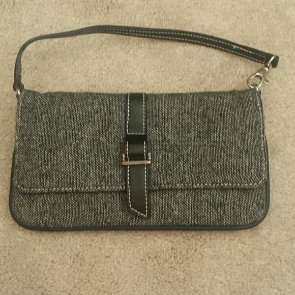 Gray Woven Wristlet