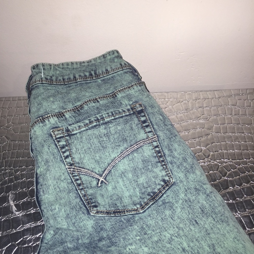 BRAND NEW Bullhead Denim high rise skinniest jeans