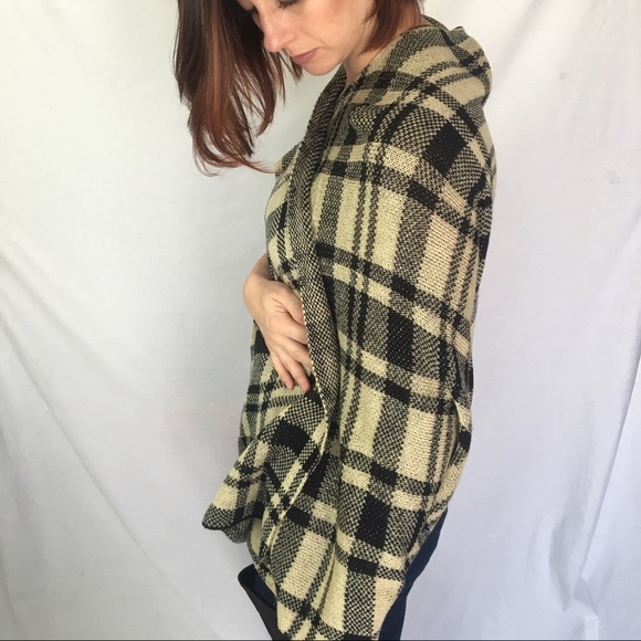Plaid Long Poncho/Cardigan-Versatile Styles - Picture 3 of 3