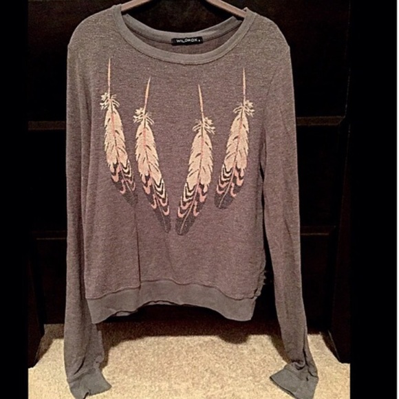 Wildfox Tops - 🎉HP🎉 Wildfox gray feather classic jumper sweater