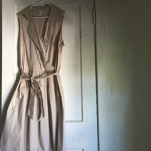 🎉HP🎉 NWOT Khaki Pleated Shirt-Waist Dress