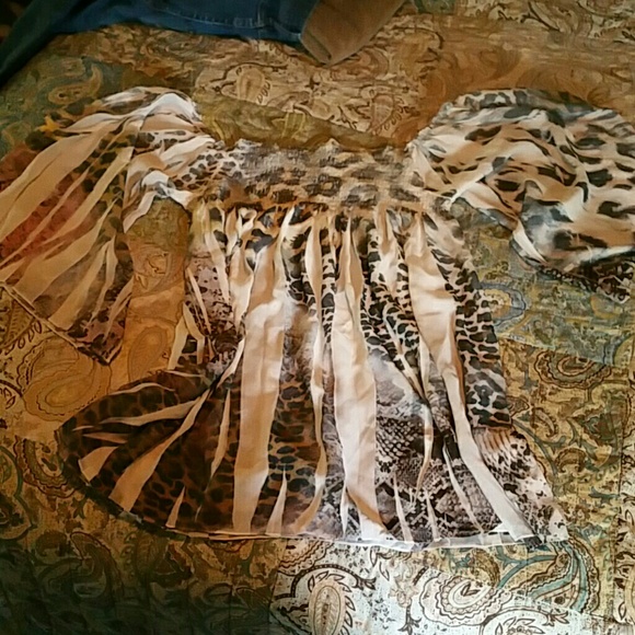 Comfy blouse, light weight and strechy - Picture 3 of 3