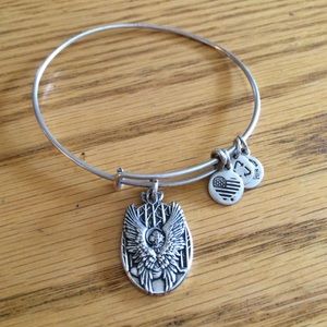 ON HOLD FOR SPECIFIC CUSTOMER ******!Alex and Ani