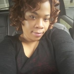 Meet your Posher, Latasha