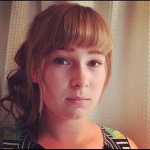 Meet your Posher, Lydia