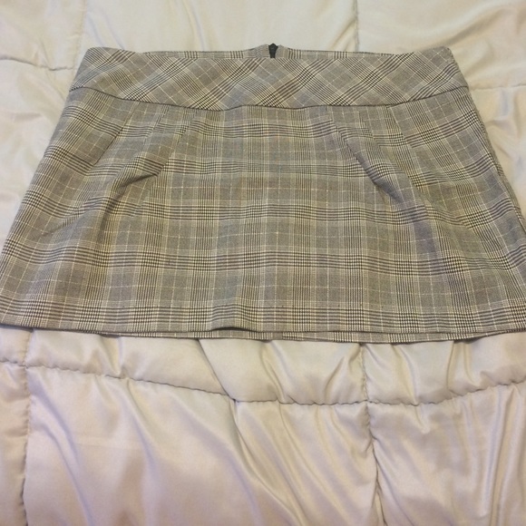 Skirt - Picture 1 of 3