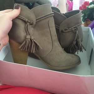 Pink Blush Boots size 10