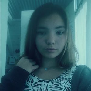 Meet your Posher, Isabel