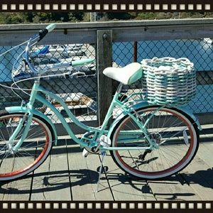 Meet your Posher, Serena