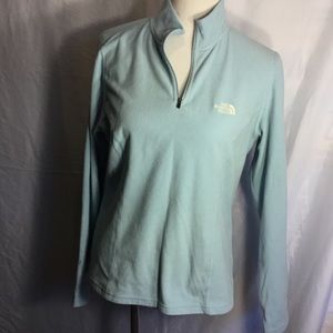 Baby blue north face large women's pull over