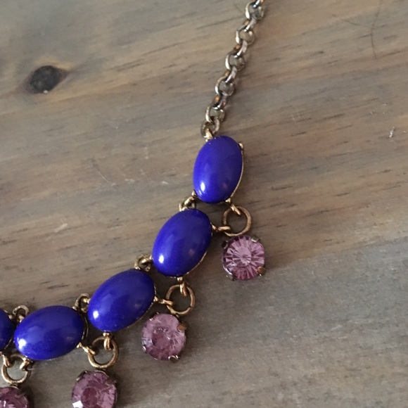 BCBG Statement Necklace - Picture 2 of 3