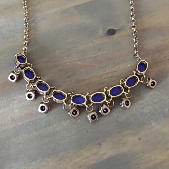 BCBG Statement Necklace - Picture 3 of 3