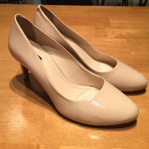 Alex Marie Beige Heels Size 10