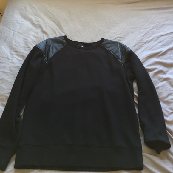 H&M Black Sweater