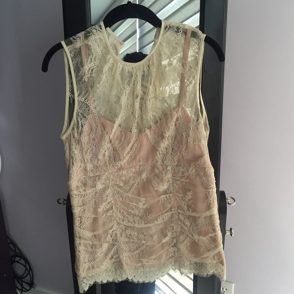 Nanette Lepore. Vintage lace Creme Top
