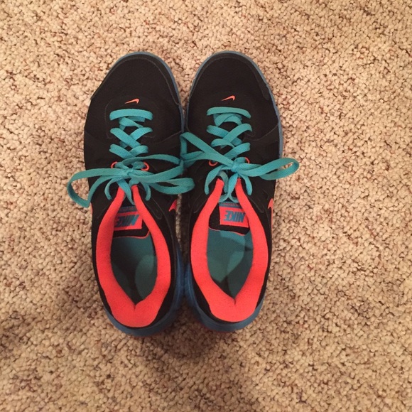 Nike Revolution 2 Shoes