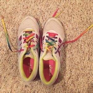 Asics tennis shoes