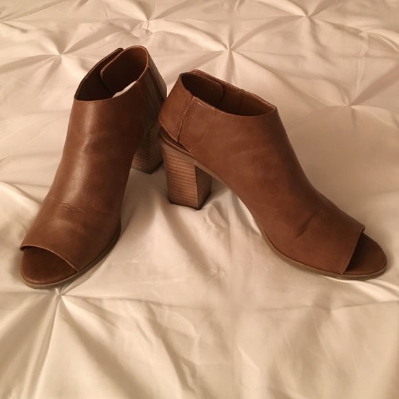 wedged ankle booties