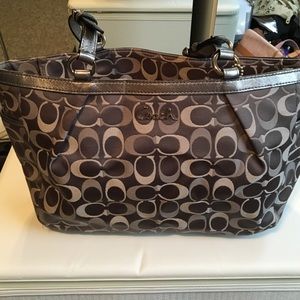 Coach Gallery 3 Color Signature Tote Purse  Silver