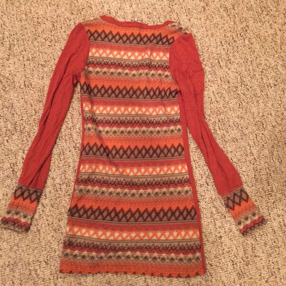 Orange long sleeved shirt - Picture 2 of 2