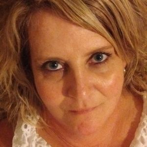 Meet your Posher, Joanie