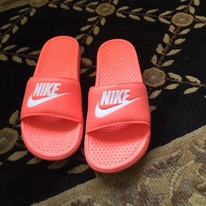 Light mango make slides