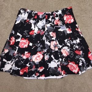 Lord & Taylor Skuba Skirt
