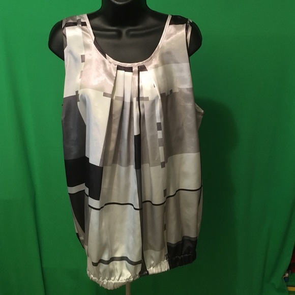 Reposh size 18/20 Ashley Stewart top