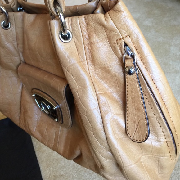 B. Makowsky buttery soft leather satchel. - Picture 4 of 5