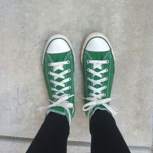 Green high top converse
