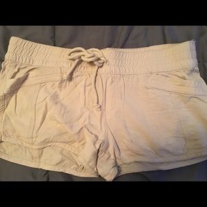 Khaki linen shorts