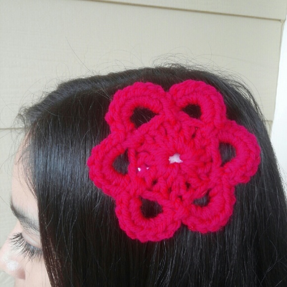 New crochet flower hair clip red violet